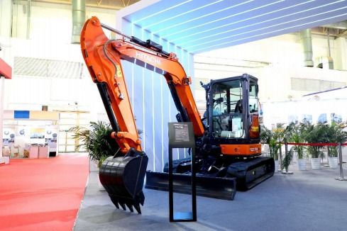 电驱技术着眼未来 日立建机出展 bices 2023